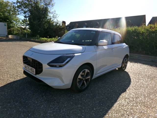 Suzuki Swift 1.2 Mild Hybrid Ultra 5dr Hatchback Petrol White